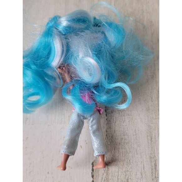 Hairdorables fire fly Neila doll toy figure accessory - Picture 4 of 5